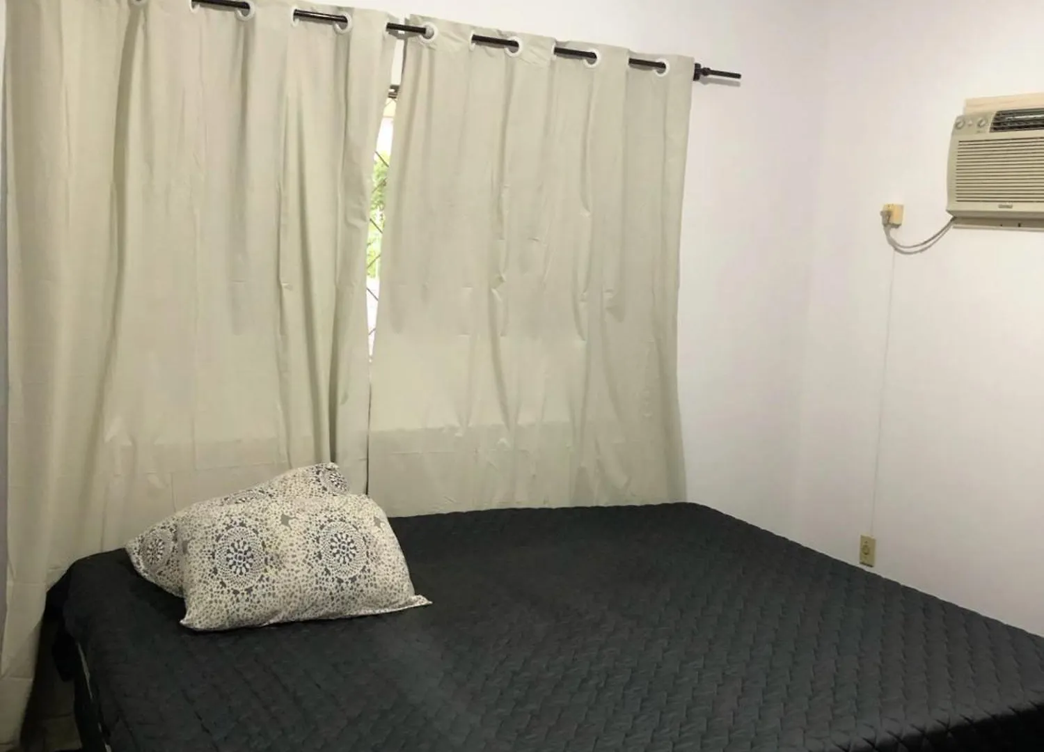 Casa Grande A 50 Metros Da Praia Itapema 0*,  Brazília